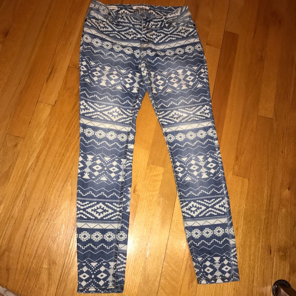 Hot Kiss Patterned Jeans